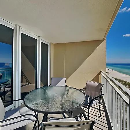 Emerald Beach 1030